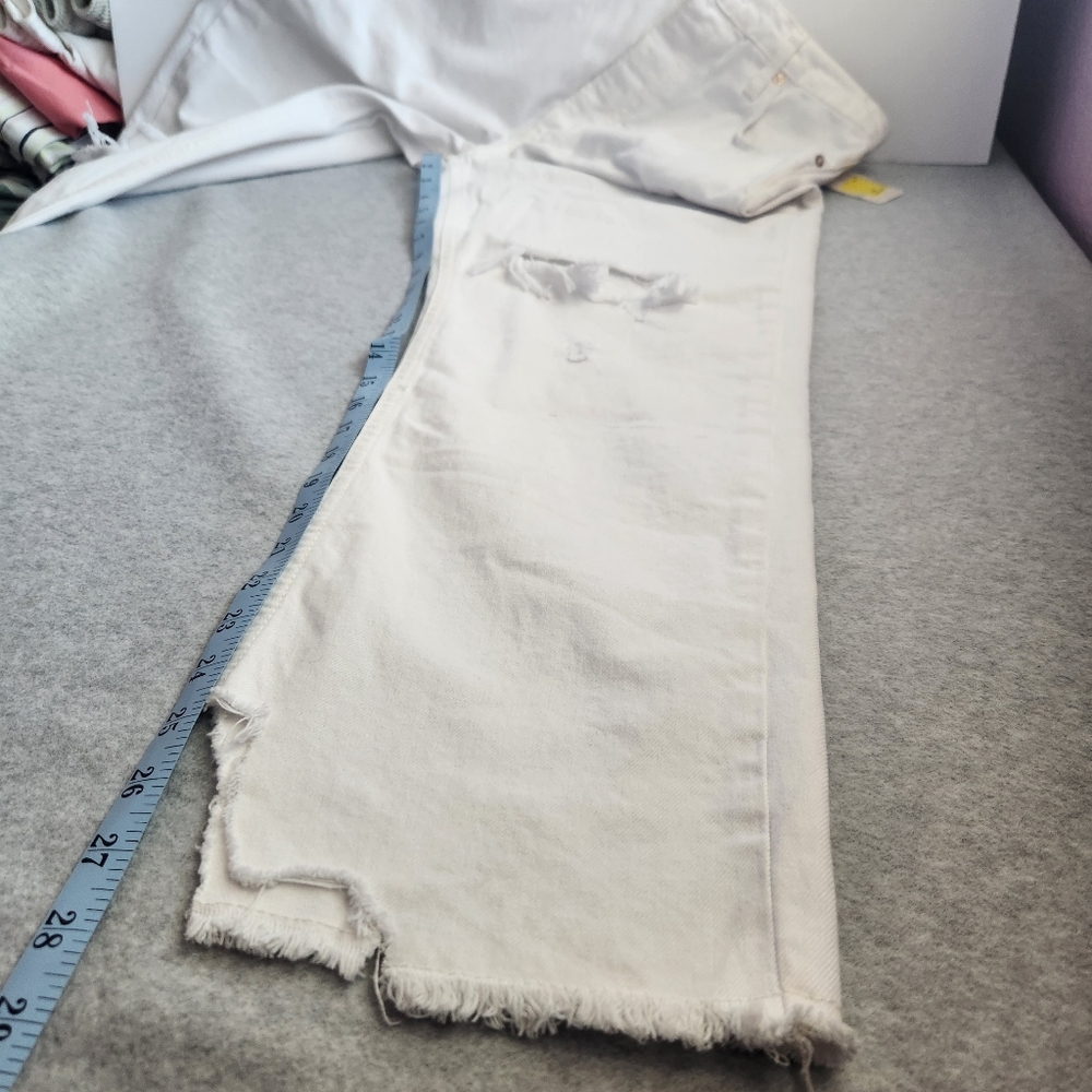 We the Free People Women Tapered Baggy Jeans White Sz 30 Distressed Hi-Rise NWT - Picture 12 of 12